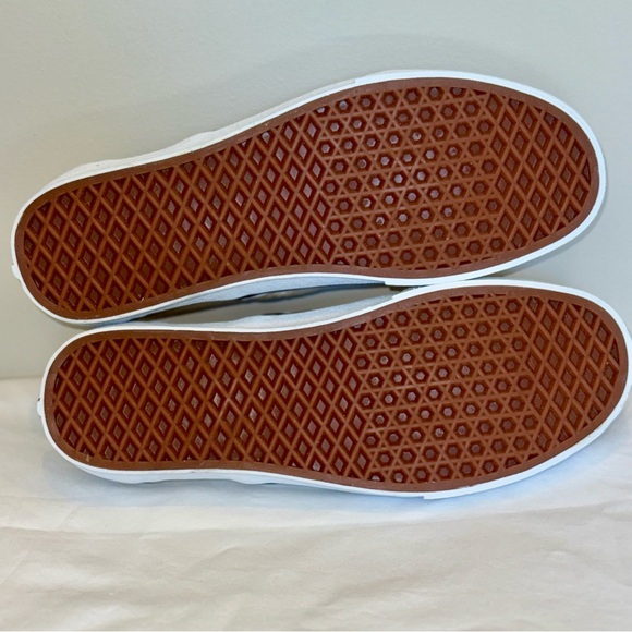 Vans Classic Slip-On Checkerboard Shoes, Men’s Size 9.5 / Women’s size 11 - Picture 8 of 9